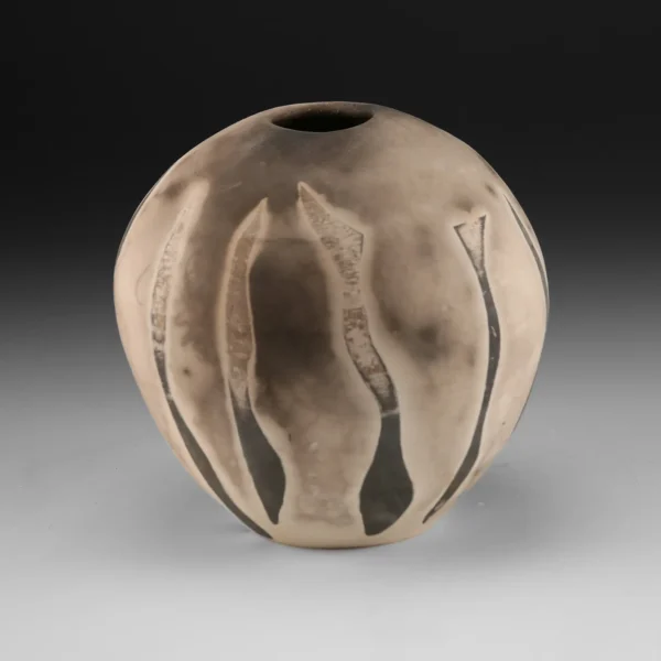 V-02 | Vase 02 - Image 2