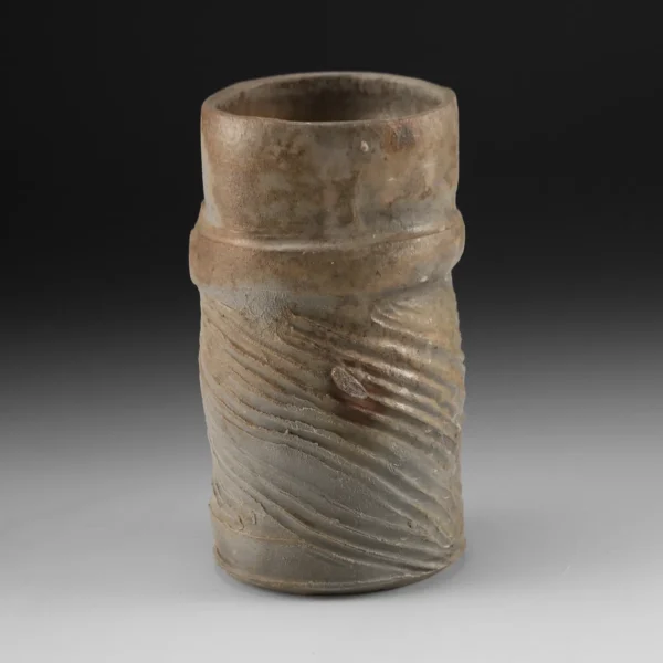 V-06 | Vase 06 - Image 3