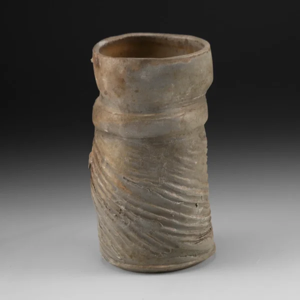 V-06 | Vase 06 - Image 4